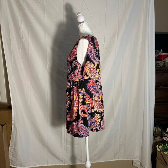 Flirty Pink Size 1X Multi color paisley, Sleeveless V-neck Top - Picture 3 of 4